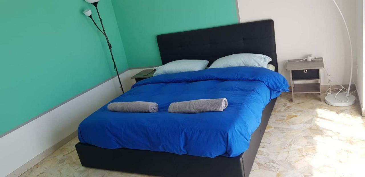 Helloguesthouse Olgiate Comasco Экстерьер фото